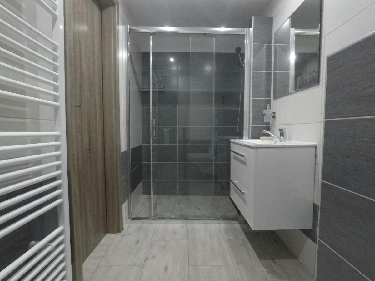 Apartman Choc Lucky Exterior photo